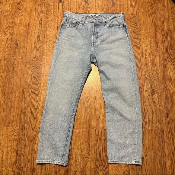 Levi’s Blue Wedgie Straight 100% Cotton Denim Jeans Size 28 High Rise - Picture 2 of 10